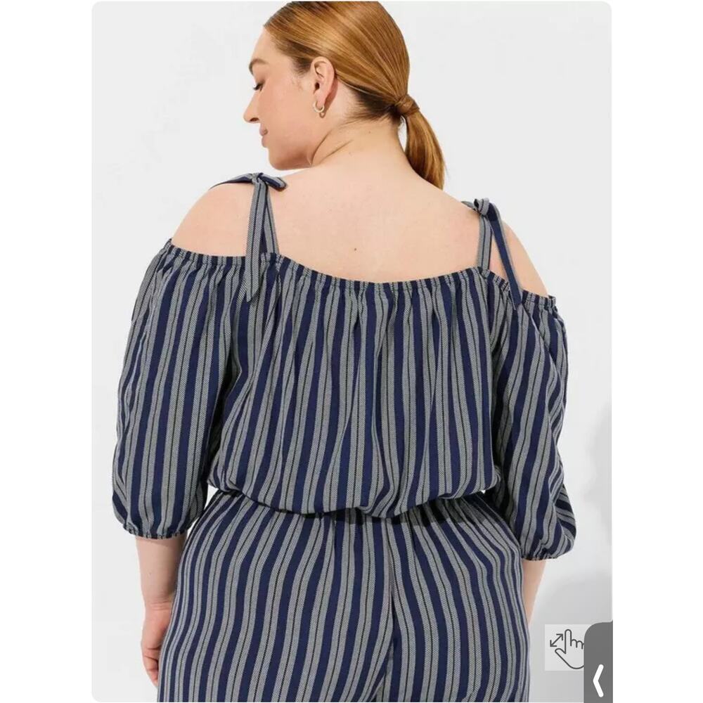 Torrid Navy Blue Striped Challis Crop, Off the Shoulder, Size 1X NWT - Picture 6 of 7